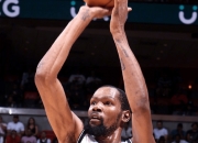 开云体育平台APP-辽宁队完胜江苏队，杜兰特惊艳四座