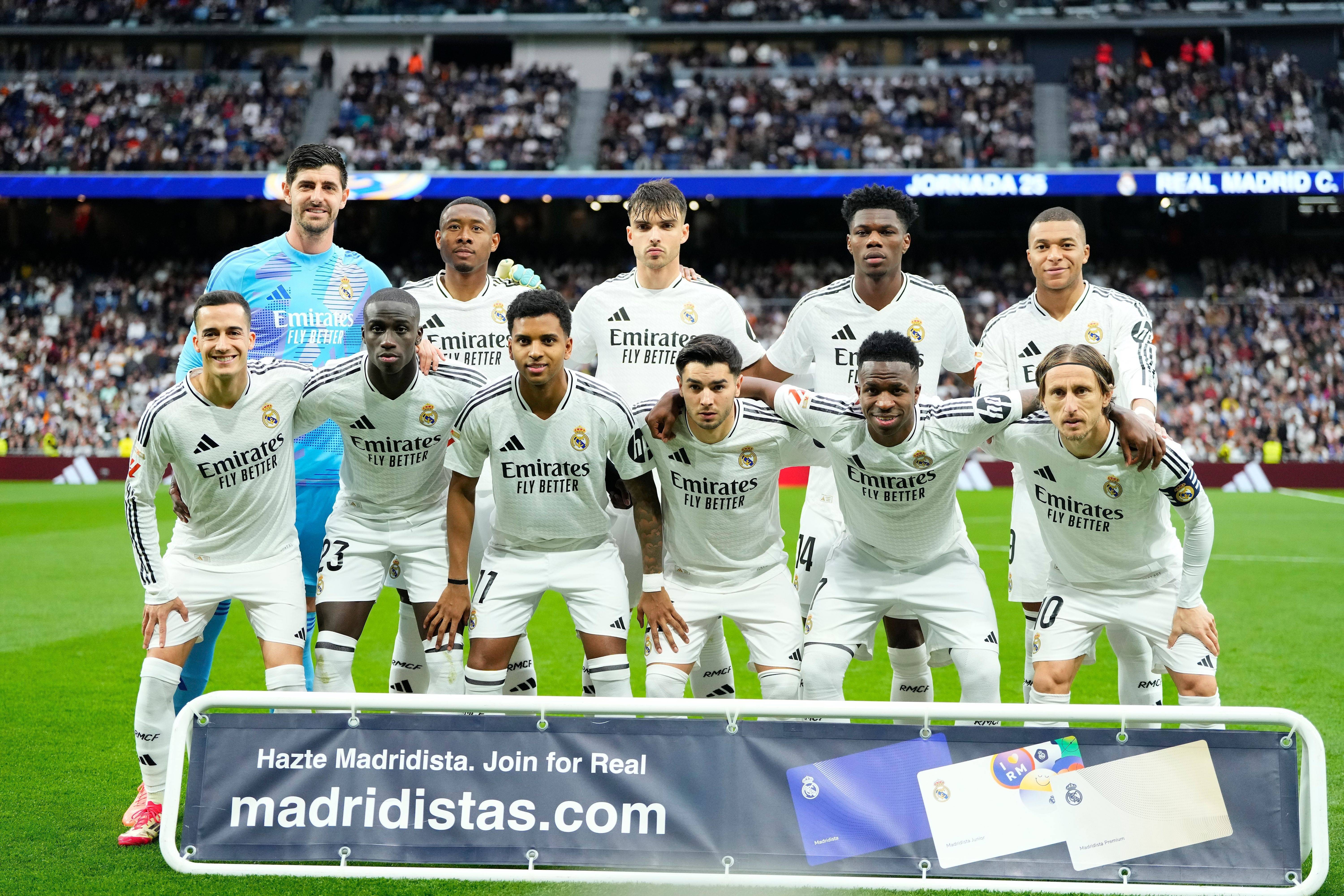 皇马客场逆转战胜对手，保持不败纪录的简单介绍