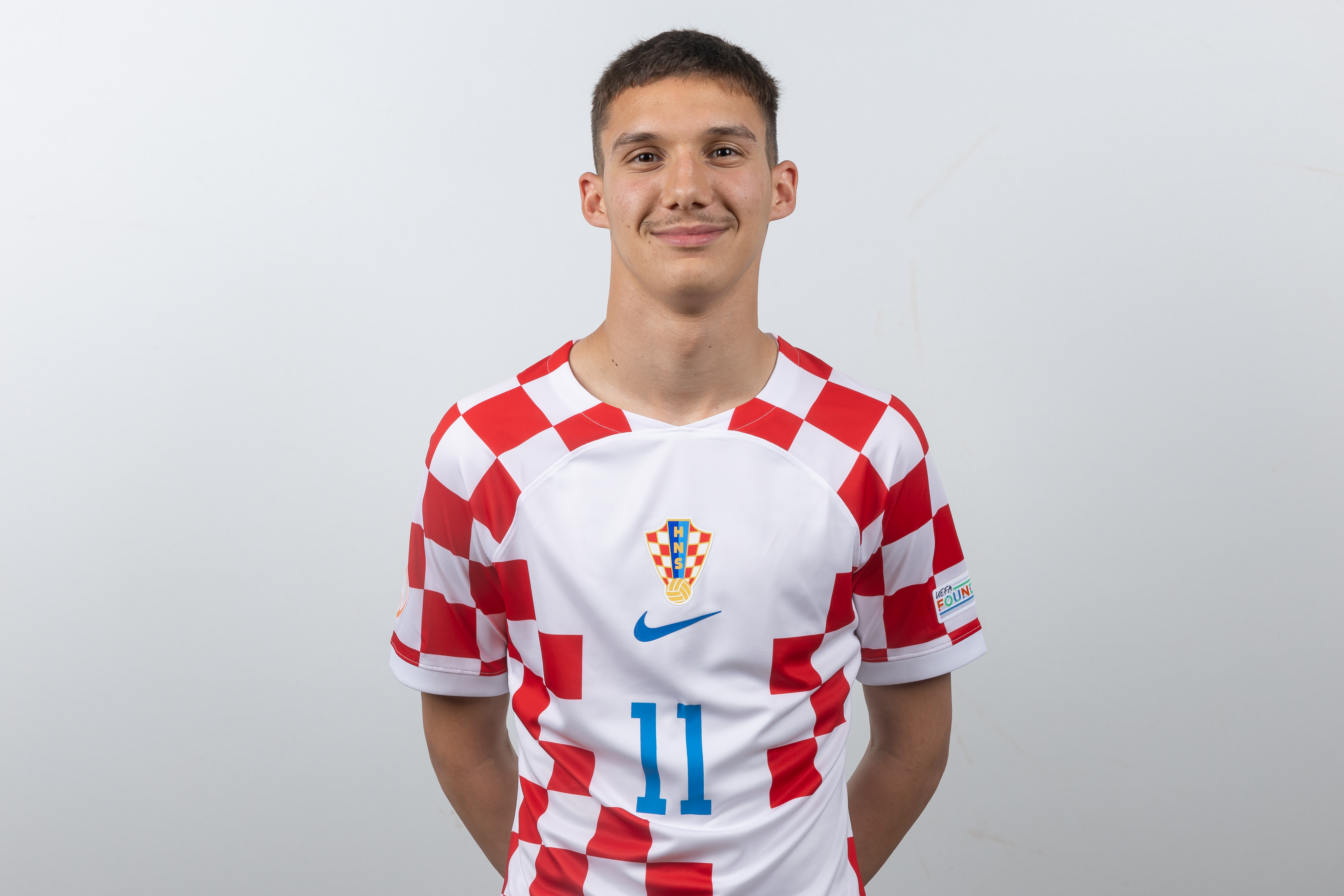 克罗地亚队球员训练备战欧洲资格赛 克罗地亚队球员训练备战欧洲资格赛