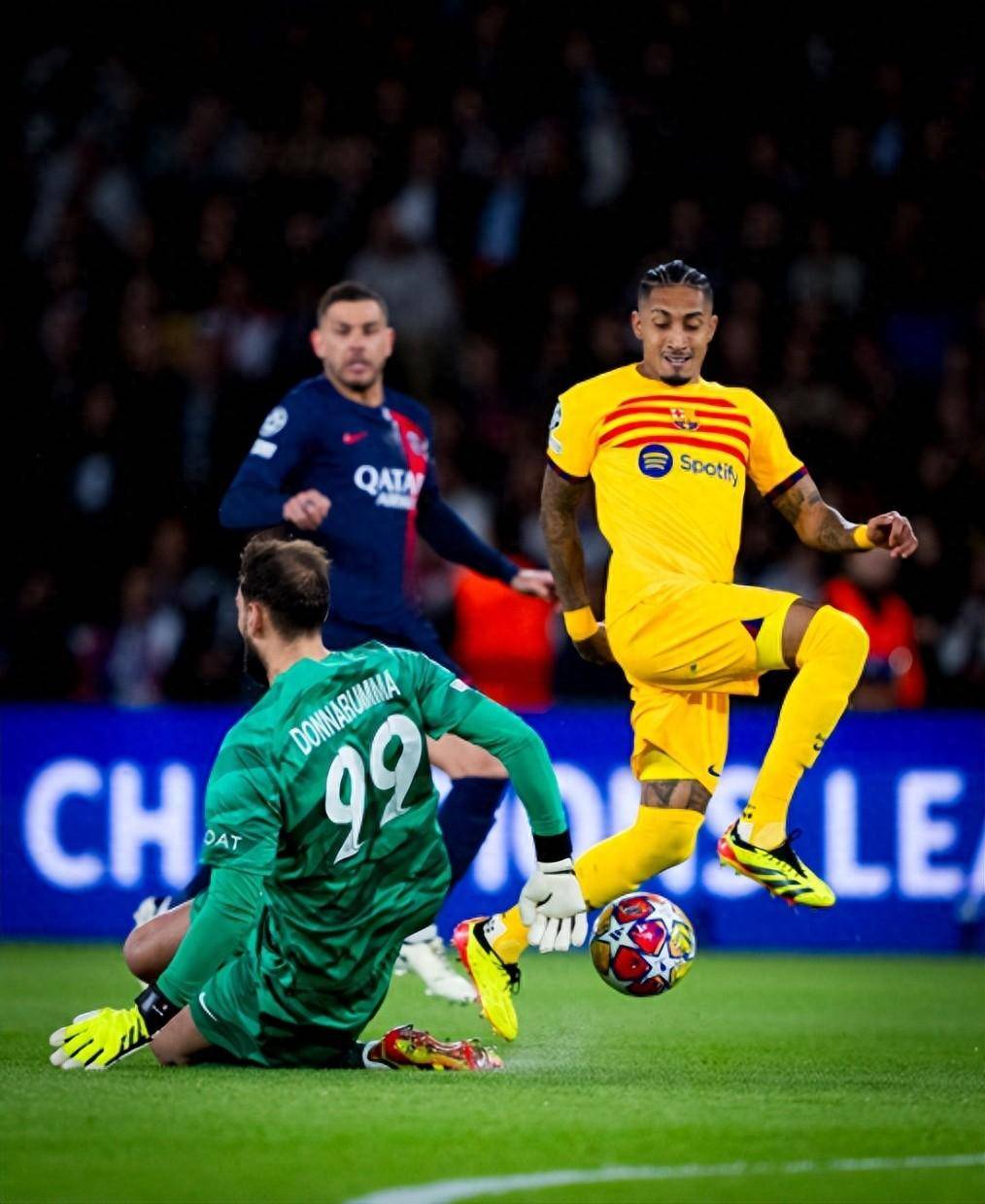 包含皇马客场逆转维罗纳锁定淘汰赛资格的词条 包含皇马客场逆转维罗纳锁定淘汰赛资格的词条