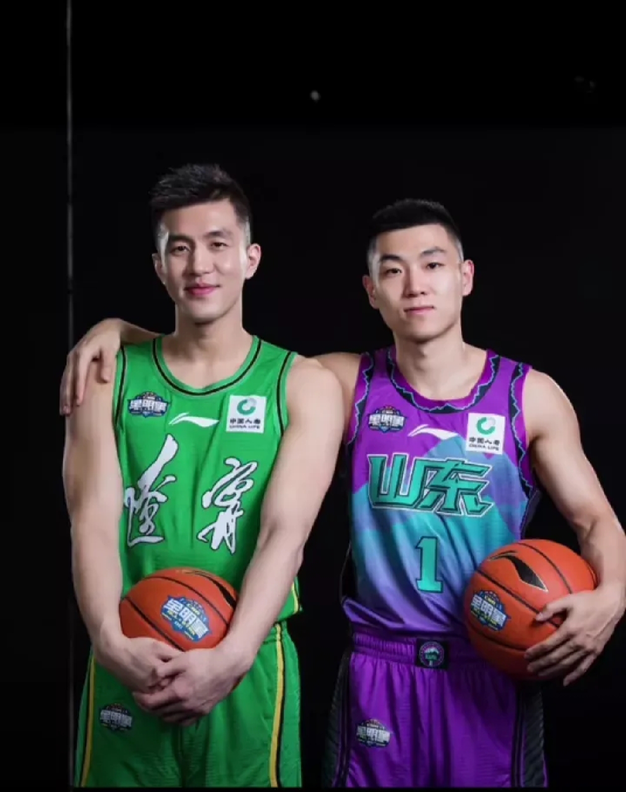 福建队轻取热火，高诗岩状态火热