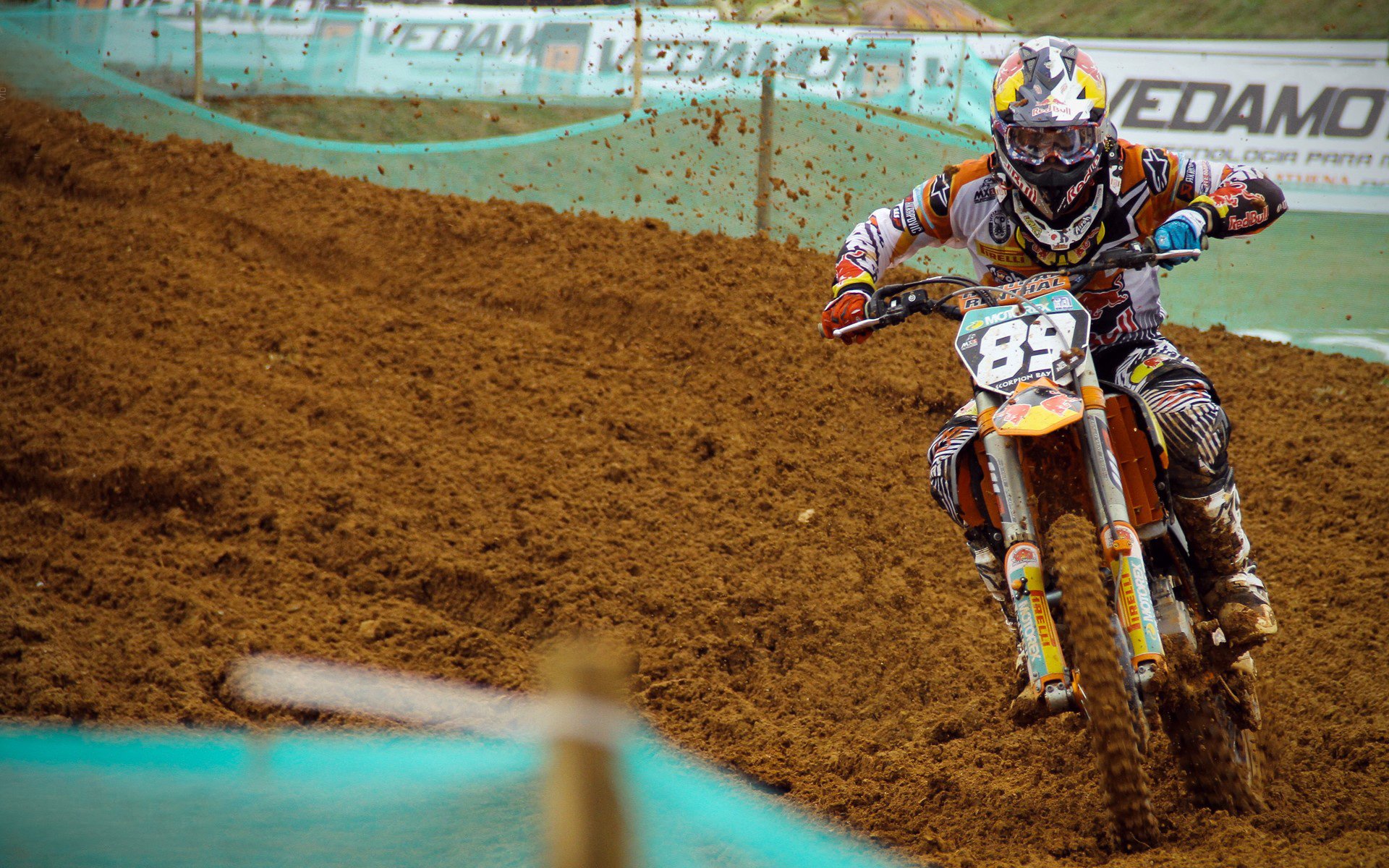 当马丁内利式高能输出，遇上希腊式逆袭，弱者的博弈智慧