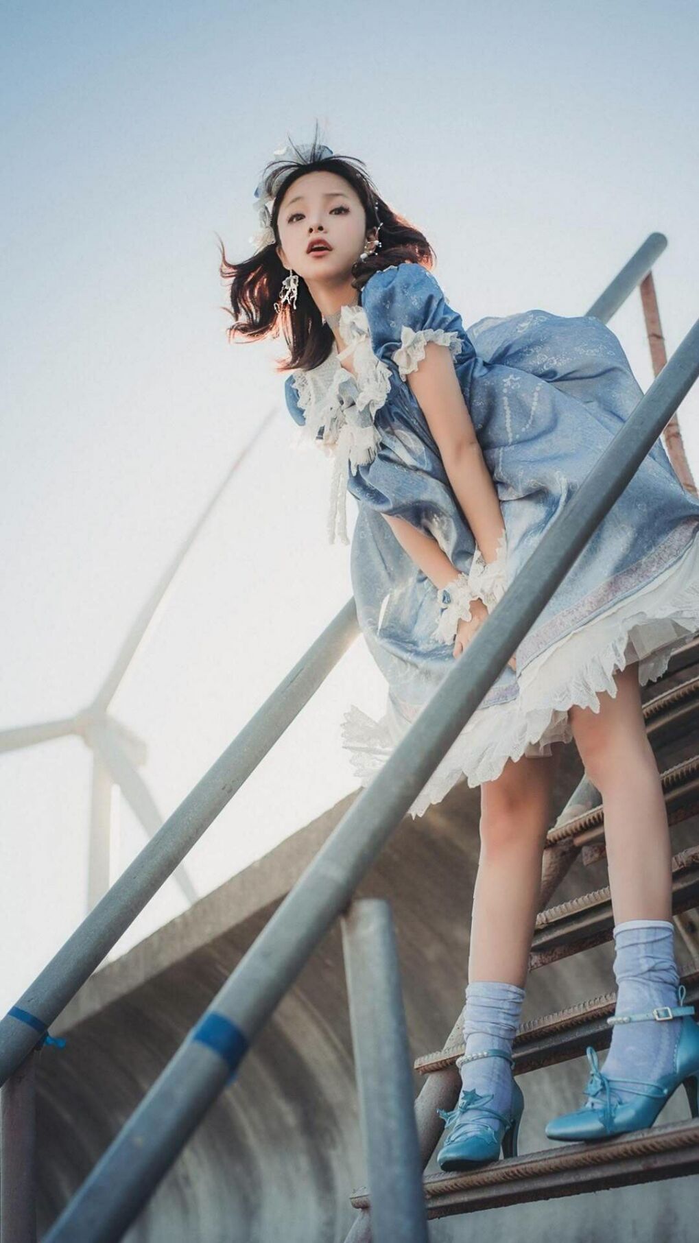 丛林中的雄狮，当贝恩在季后赛之夜掀起无人可挡的进攻风暴