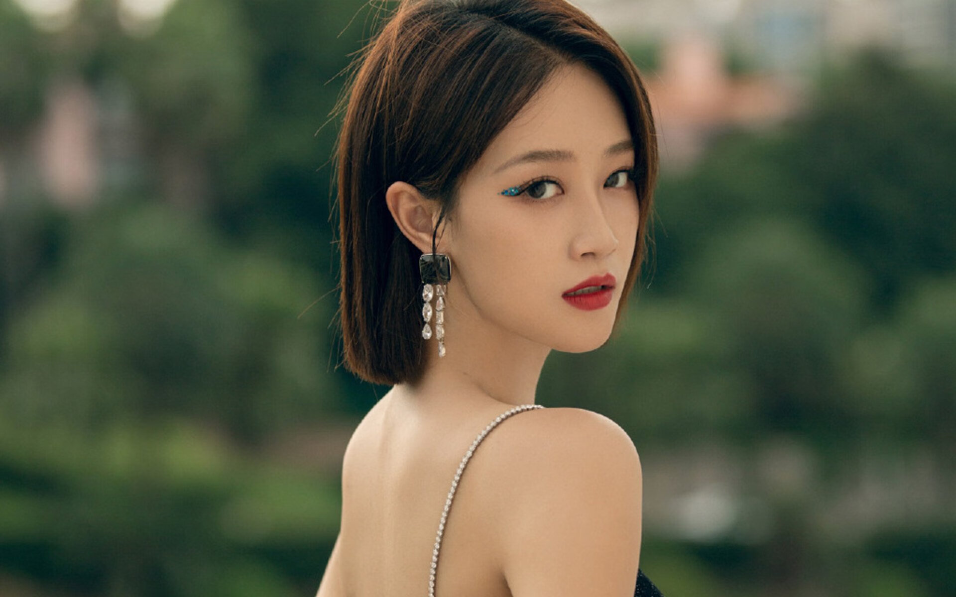 唯一的不止是他,更是那晚人人成为的吉林莫兰特