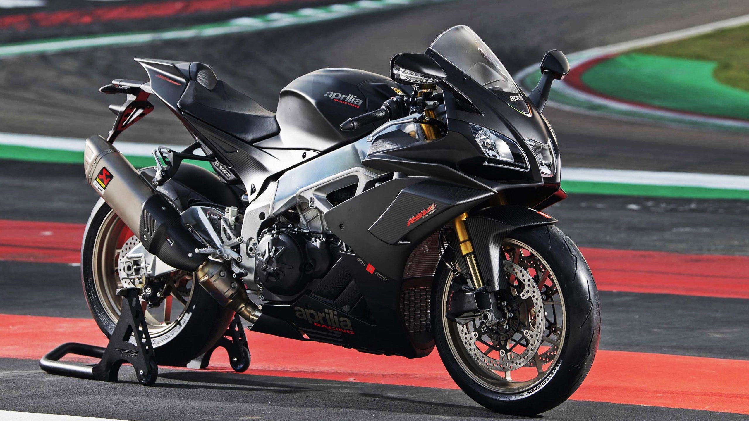 开拓者速胜深圳队，保罗里程碑之夜闪耀