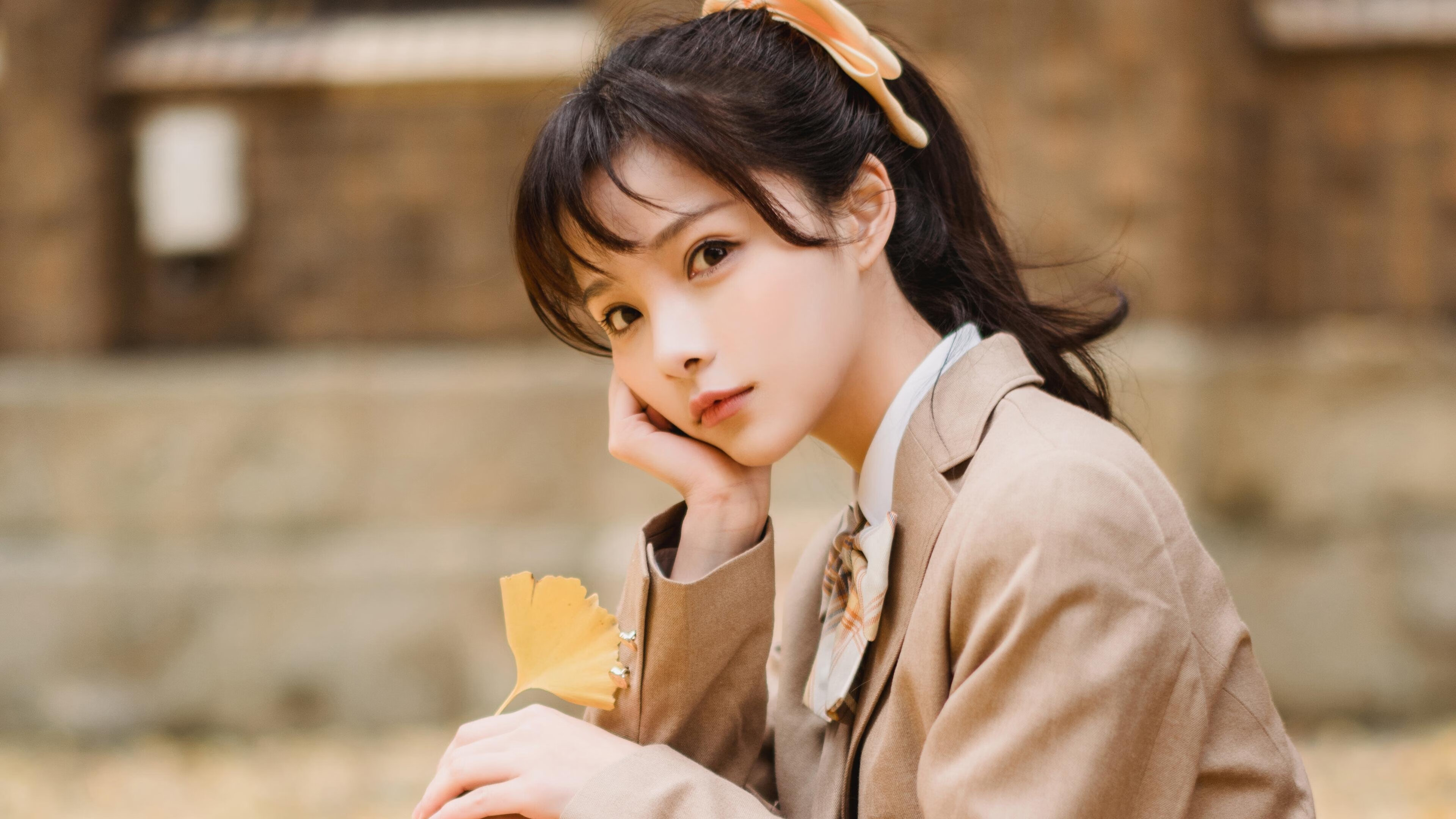 德甲争冠战焦点对决与阿森纳瑞典鏖战，绿茵场的双重风暴